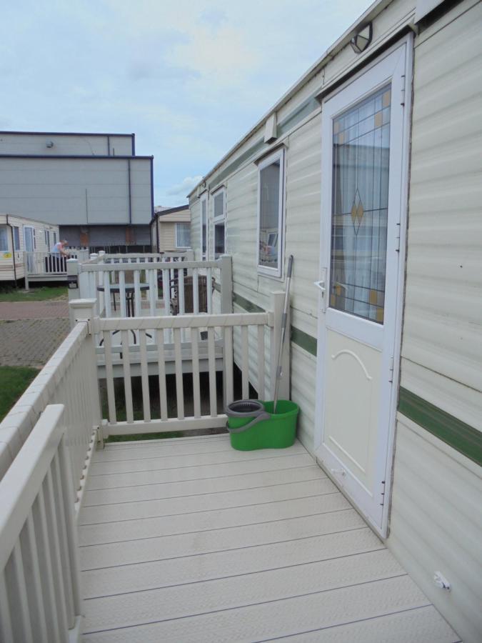 Seaview: The Crown:- 6 Berth, Central Heated, Enclosed Veranda Ingoldmells Exterior foto